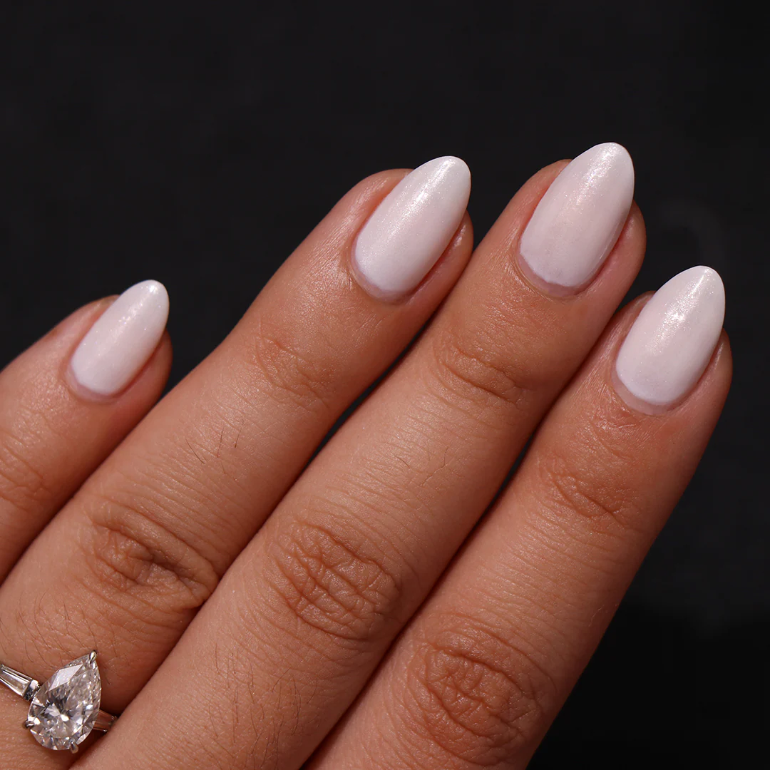 Milky White Shimmer - Image 10